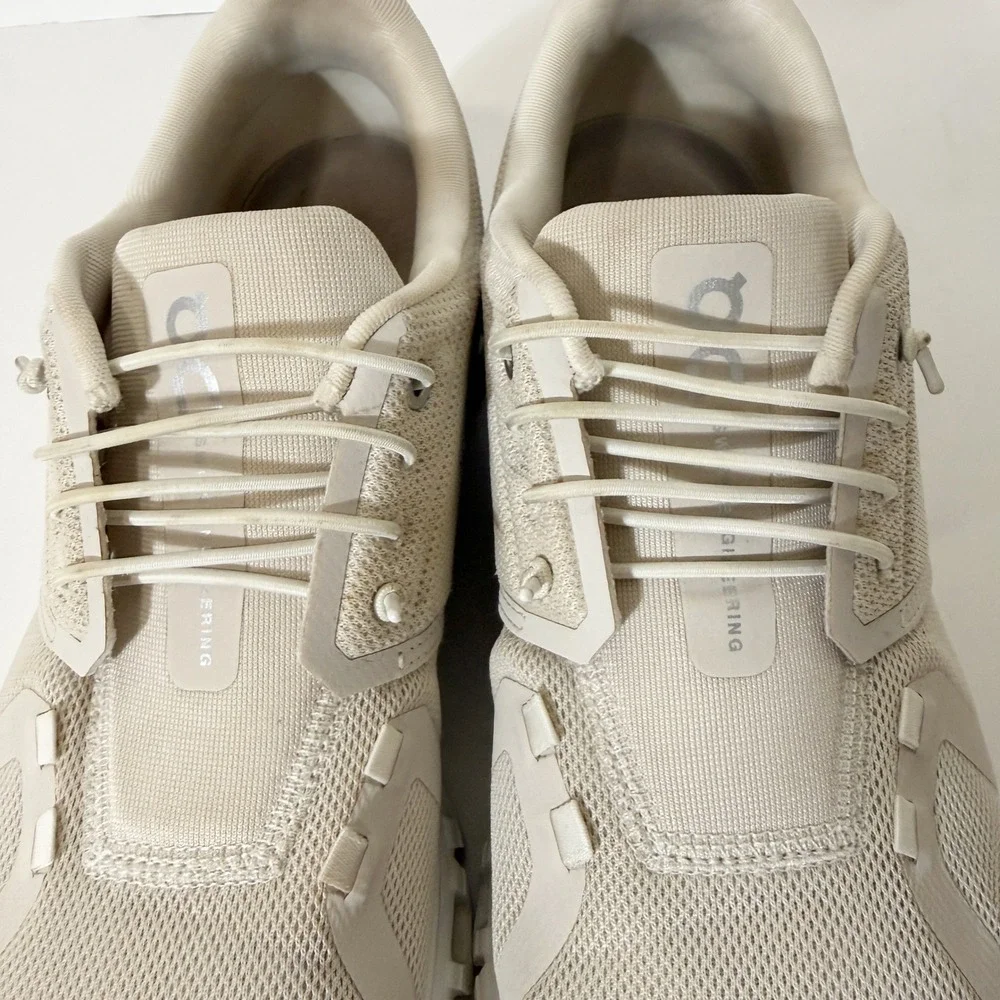 On Running On Cloud 6 Womens Pearl Whitr Athletic Running Sneaker Size 10.5